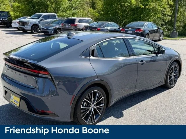 Used 2024 Gray Toyota XLE image 5