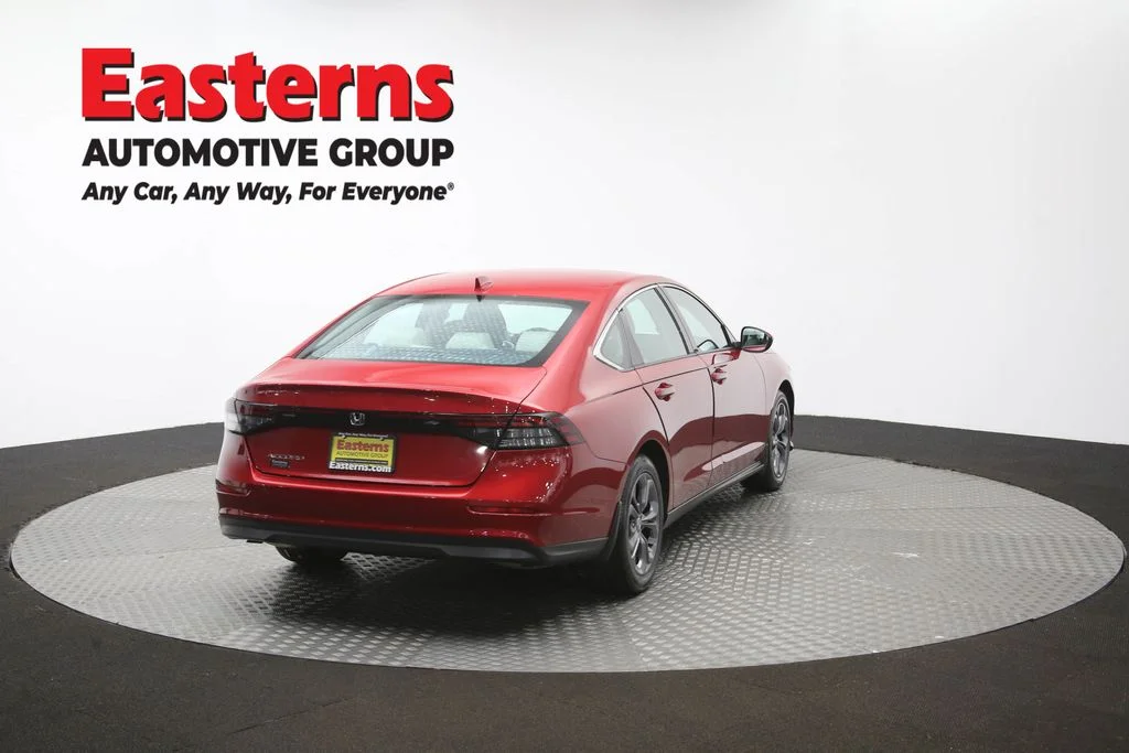 Used 2023 Red Honda EX image 39