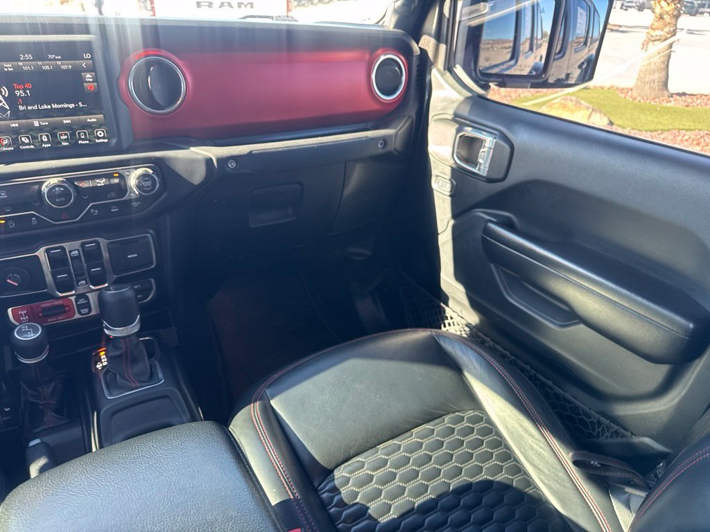 Certified Used 2021 Gray Jeep Rubicon image 16