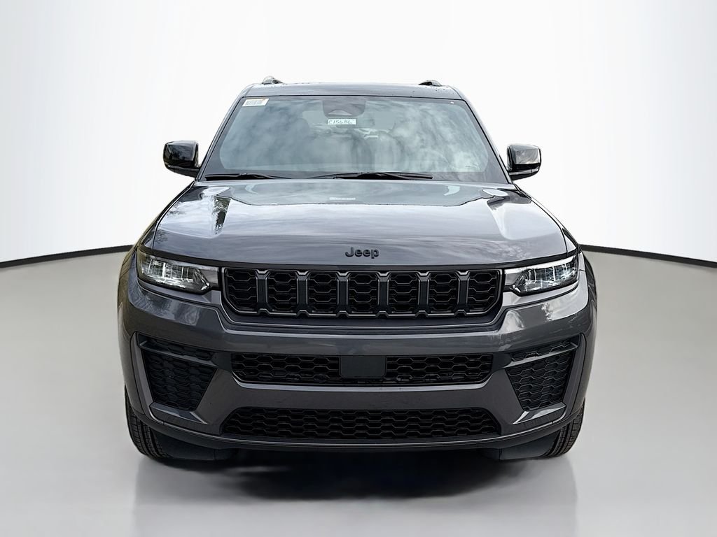 New 2026 Baltic Gray Metallic Clear-Coat Exterior Paint Jeep Laredo Altitude image 2