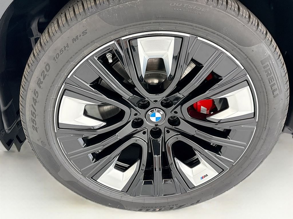 Used 2026 Black Sapphire Metallic BMW 30 xDrive image 29