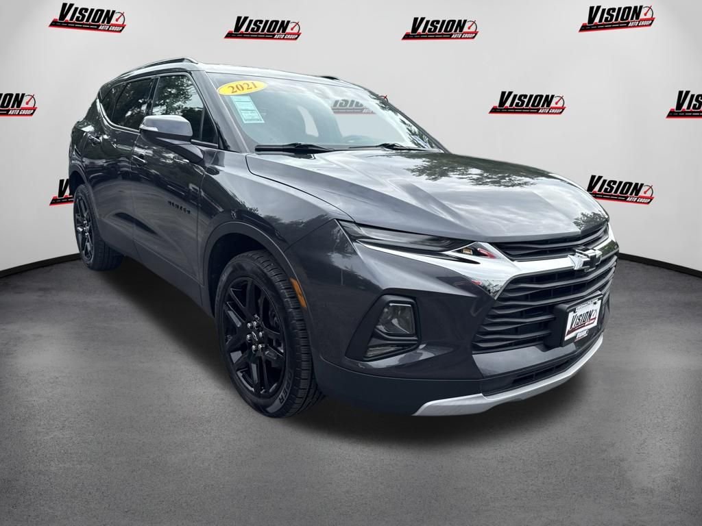 Used 2021 Gray Chevrolet LT image 3