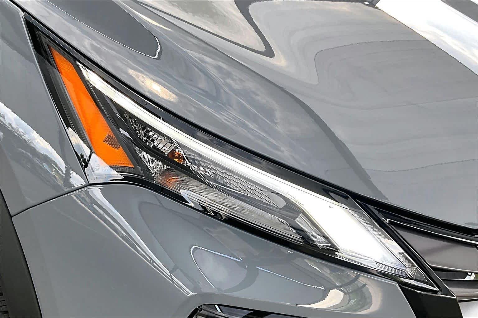 New 2027 Boulder Gray Pearl Nissan SV image 18