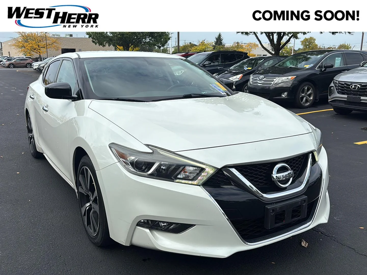 Used 2018 Pearl White Nissan S image 1