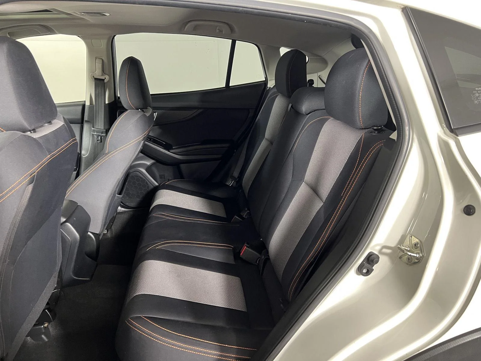 Used 2019 Crystal White Pearl Subaru Premium image 23