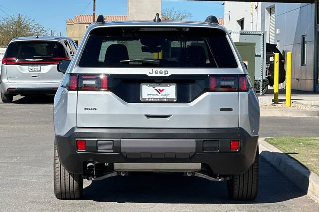 New 2026 Silver Zynith Clear-Coat Exterior Paint Jeep Overland image 4