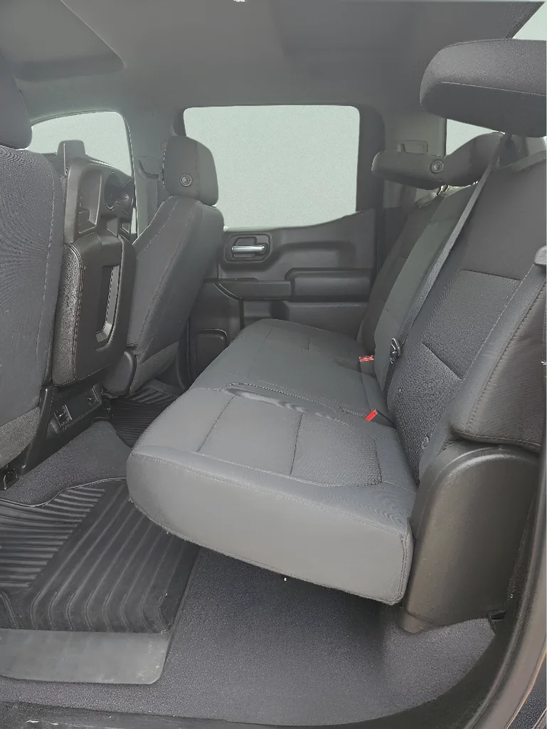 Used 2019 Shadow Gray Metallic Chevrolet Custom image 15