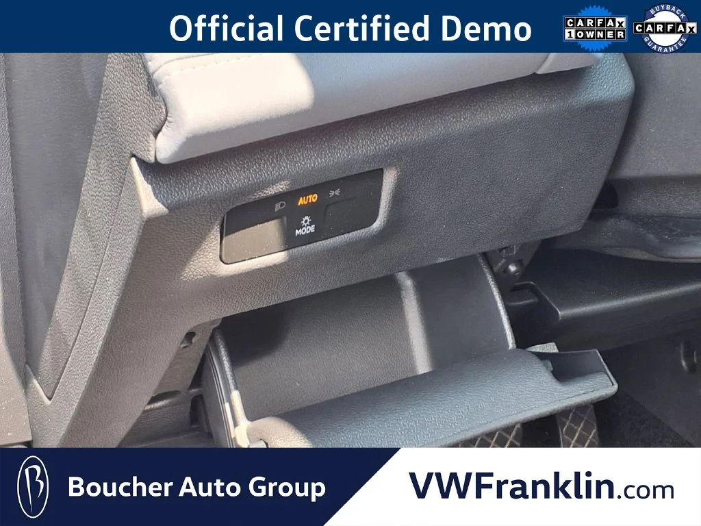 Certified Used 2026 Platinum Gray Volkswagen SE image 13
