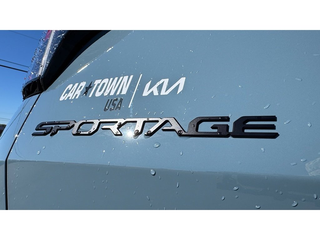 2026 Kia Sportage Hybrid X-Line photo 3