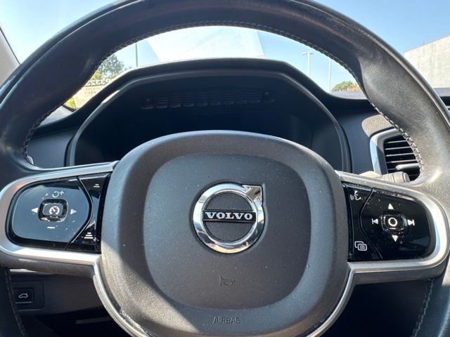 Used 2019 Black Volvo T5 Momentum image 26