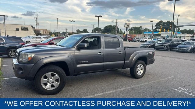 Used 2010 Gray Toyota Base image 2