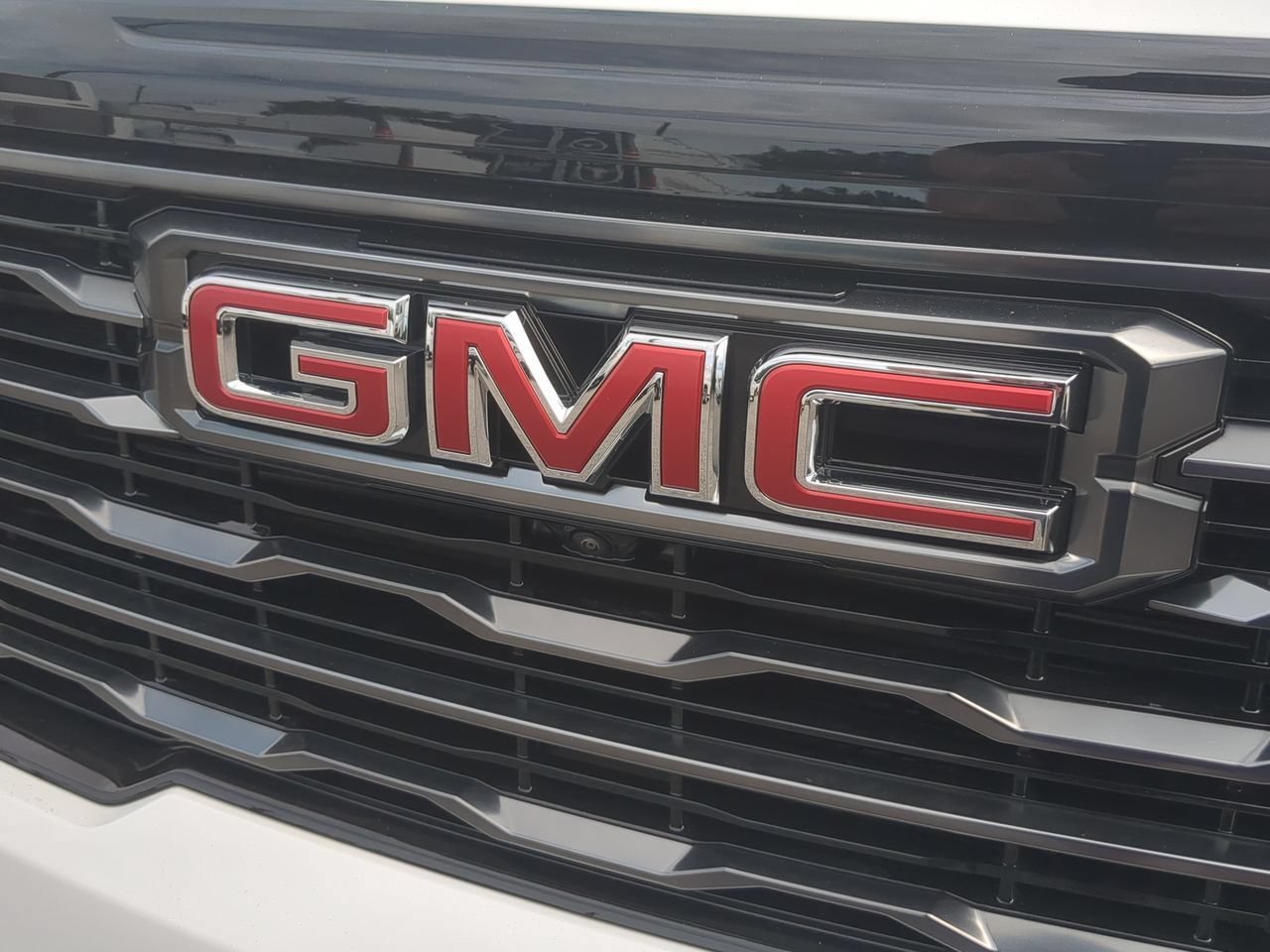 New 2026 Summit White GMC AT4 image 32