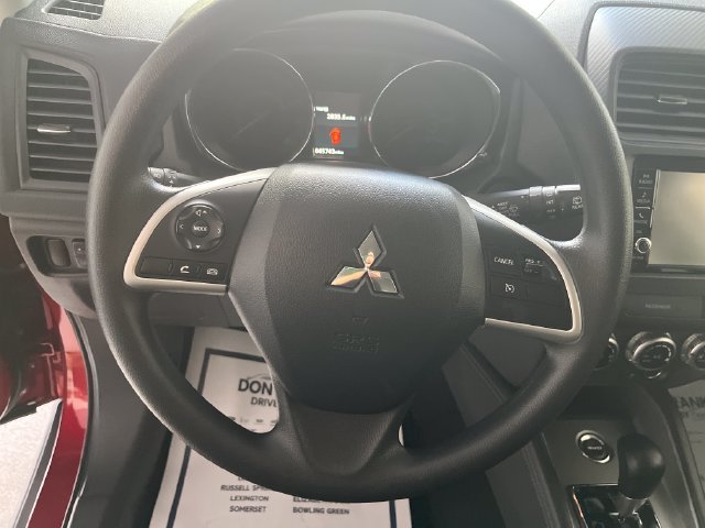 Used 2025 Black Mitsubishi  image 16