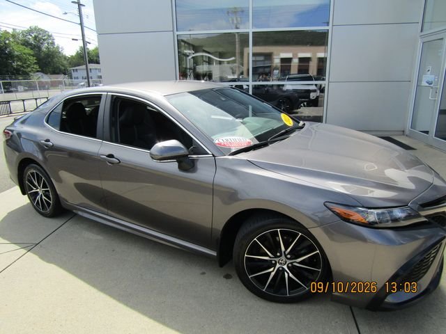 Certified Used 2023 Predawn Gray Mica Toyota SE image 1