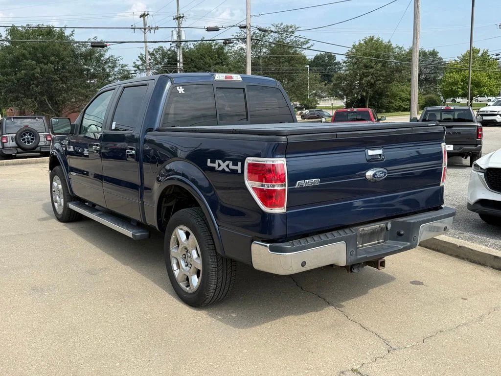 Used 2014 Blue Ford Lariat image 9
