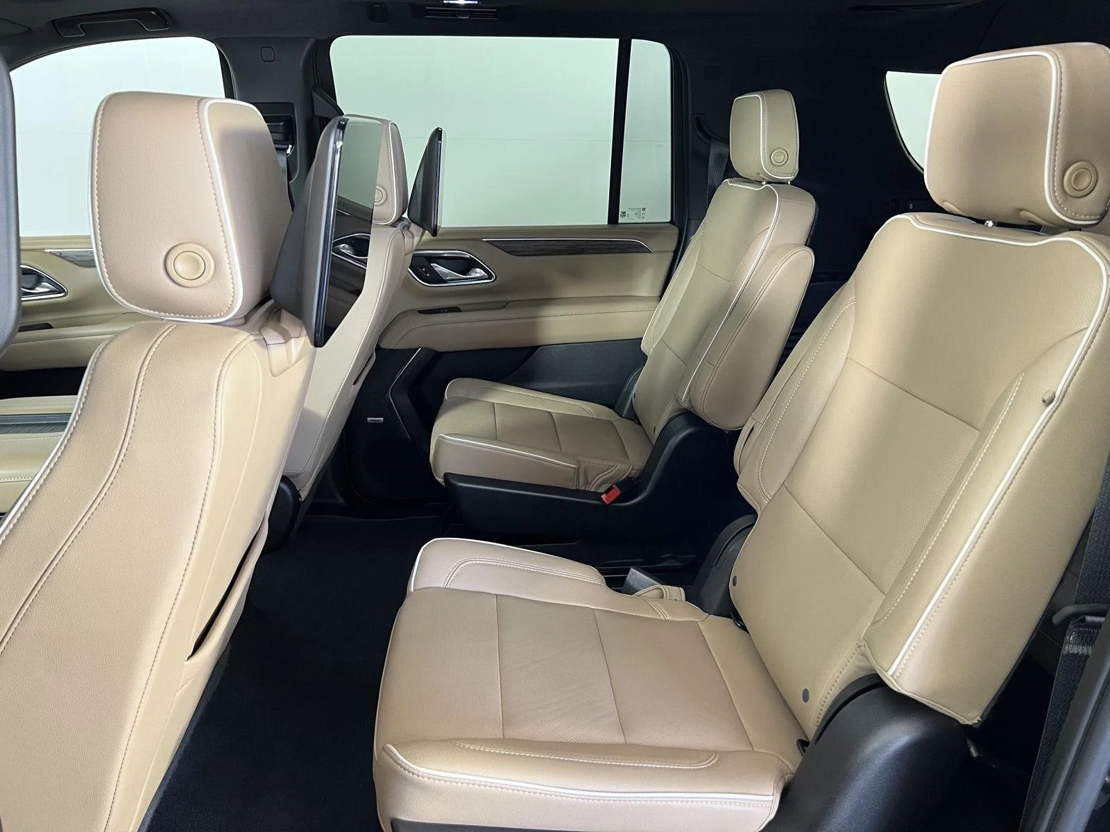 Used 2023 Midnight Blue Metallic Chevrolet Premier image 23