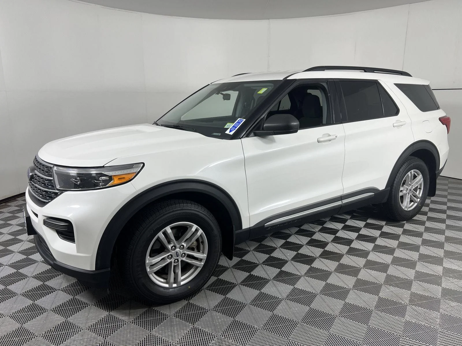 Used 2022 Star White Ford XLT image 6