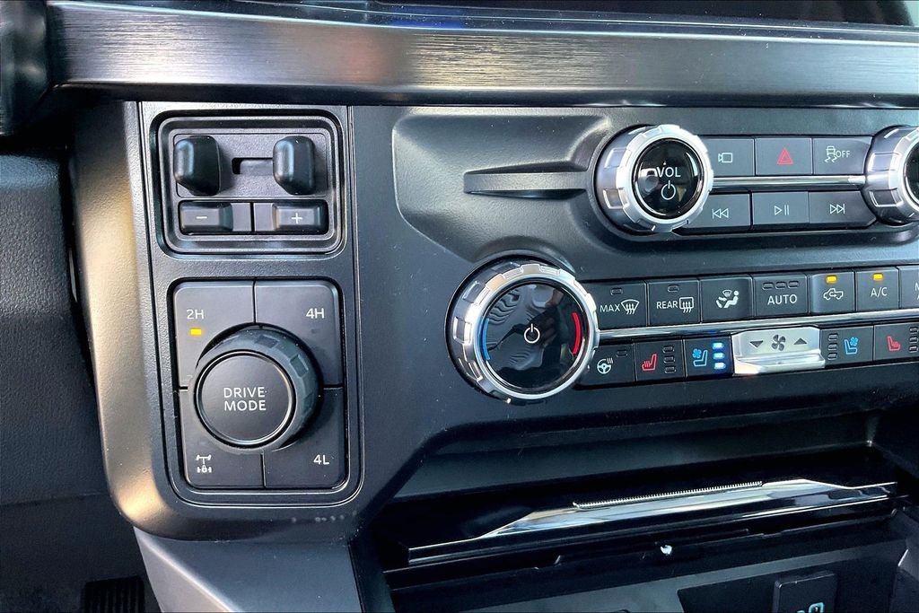 New 2026 Ford Super Duty F-250 Lariat 4D Crew Cab