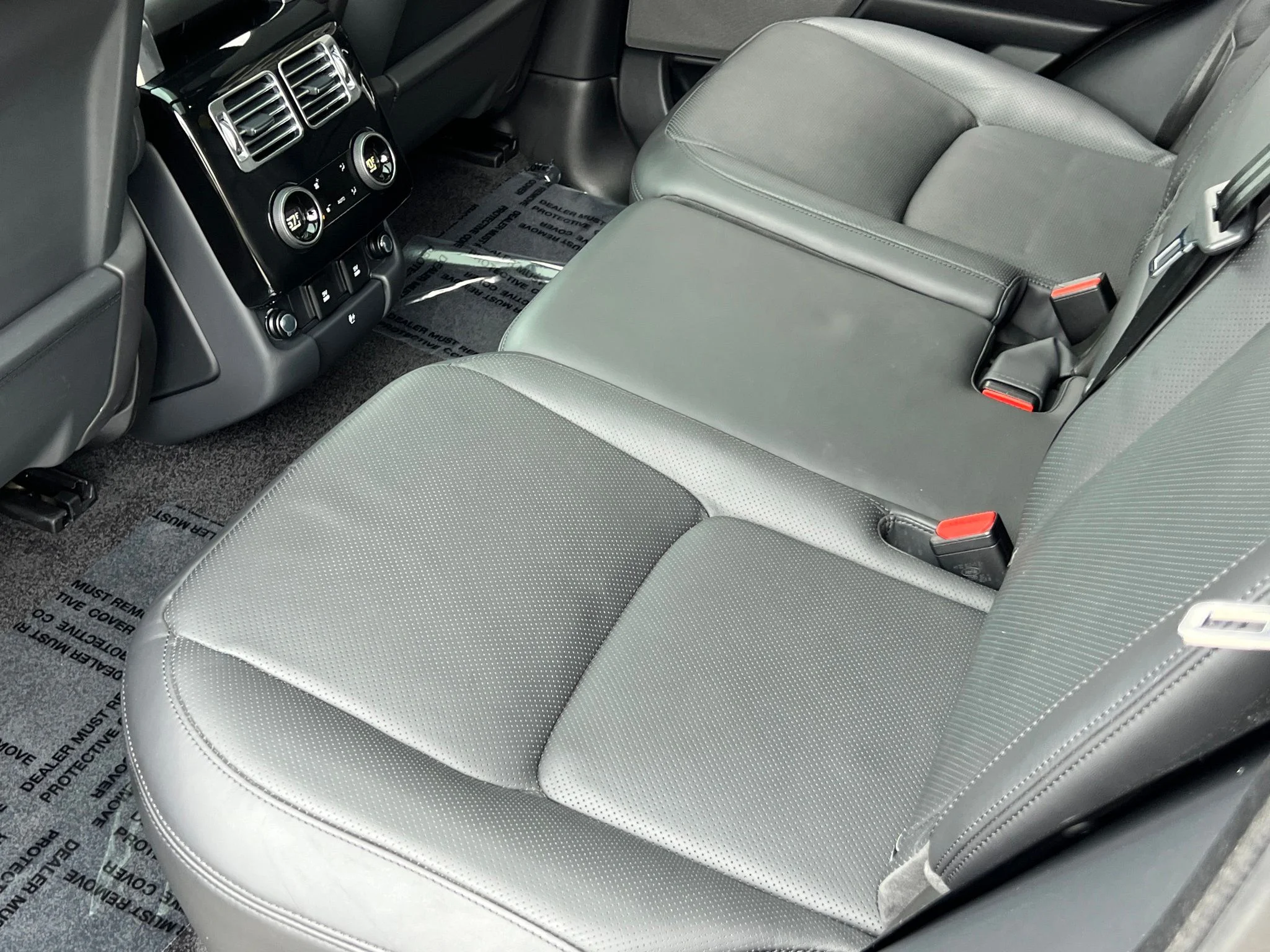 Used 2020 Gray Land Rover HSE image 27