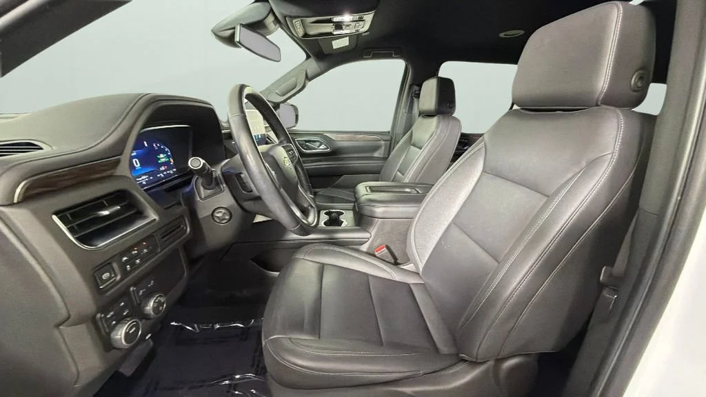 Used 2023 Summit White Chevrolet LT image 17