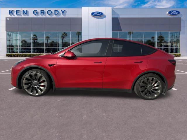 Used 2022 Red Tesla Performance image 4