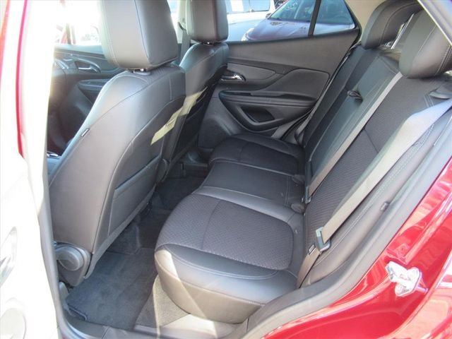 Used 2022  Buick Preferred image 28