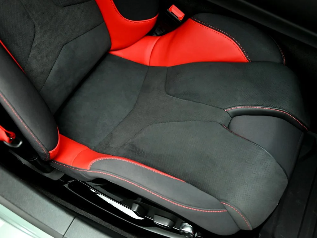Used 2024 Gray Metallic Chevrolet Z06 image 13