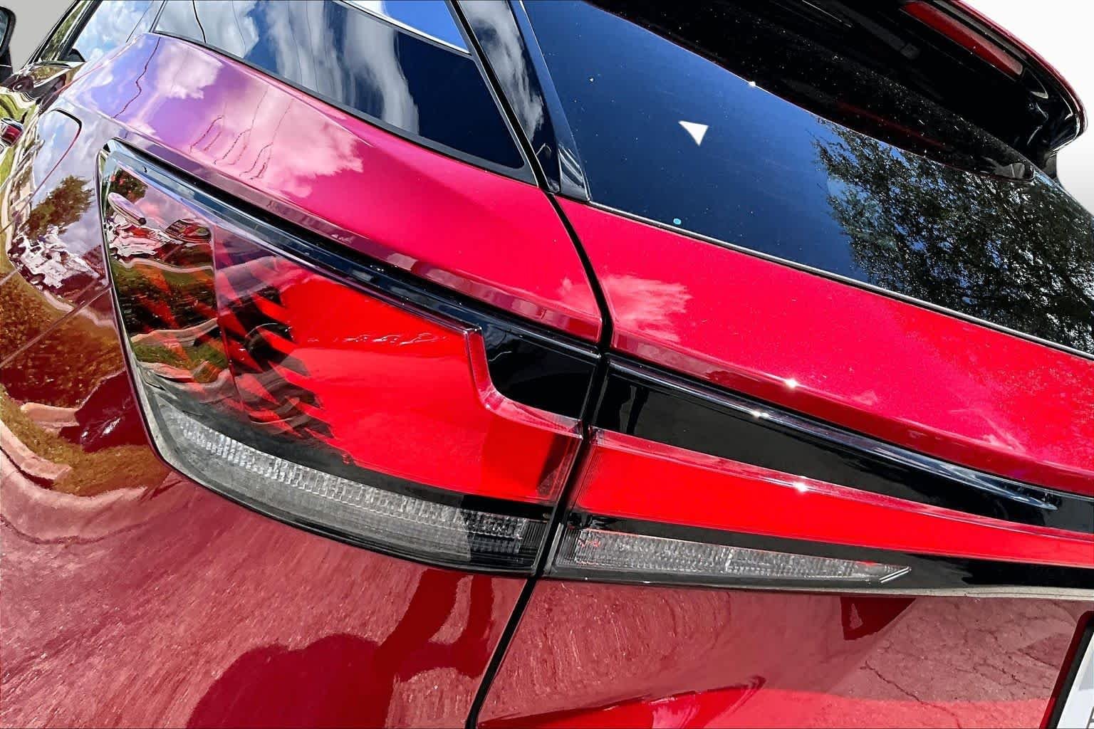 Used 2025 Matador Red Mica Lexus  image 29