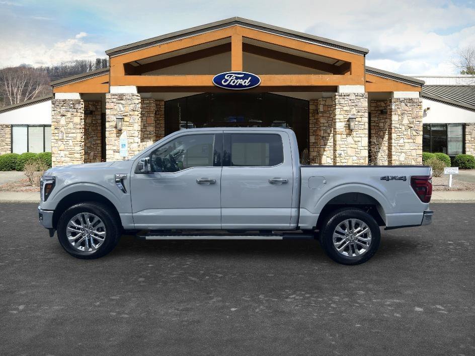 New 2026 Avalanche Ford Lariat® image 7