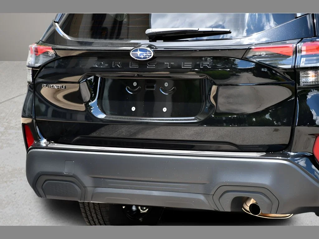 New 2026 Crystal Black Silica Subaru Premium image 28