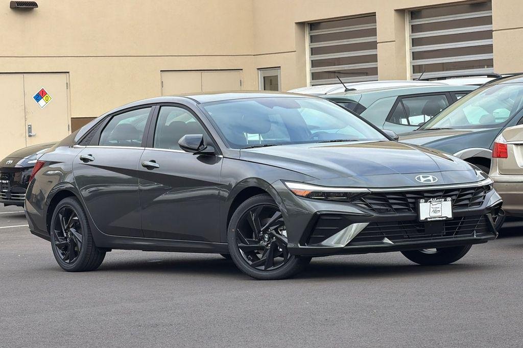 New 2026 Gray Hyundai SEL Sport Premium image 2