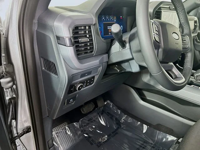 New 2026 Iconic Silver Metallic Ford XLT image 10