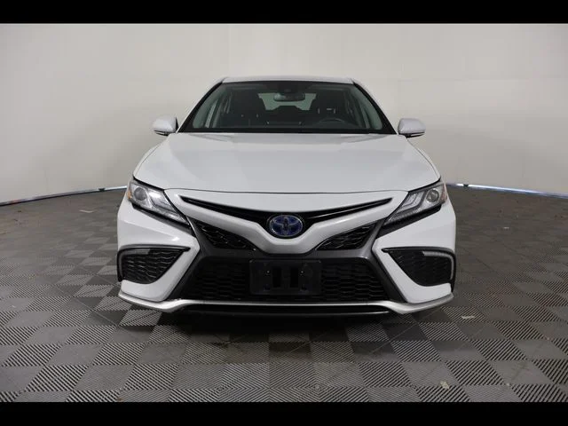 Used 2022 White Toyota XSE image 8