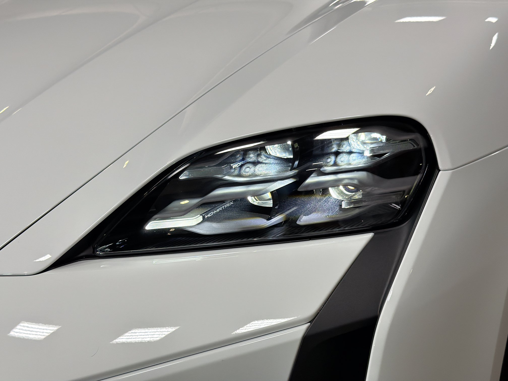 New 2027 White Porsche Turbo image 10