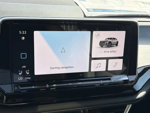 New 2026 Black Volkswagen 2.0T SE w/Technology image 21
