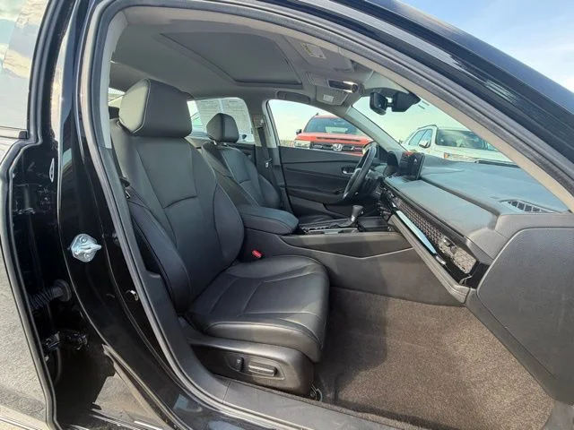 Used 2025 Black Honda Touring image 17
