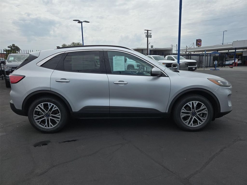 Used 2020 Silver Ford SEL image 28