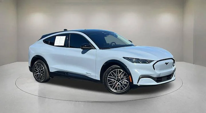 2024 Ford Mustang Mach-E
