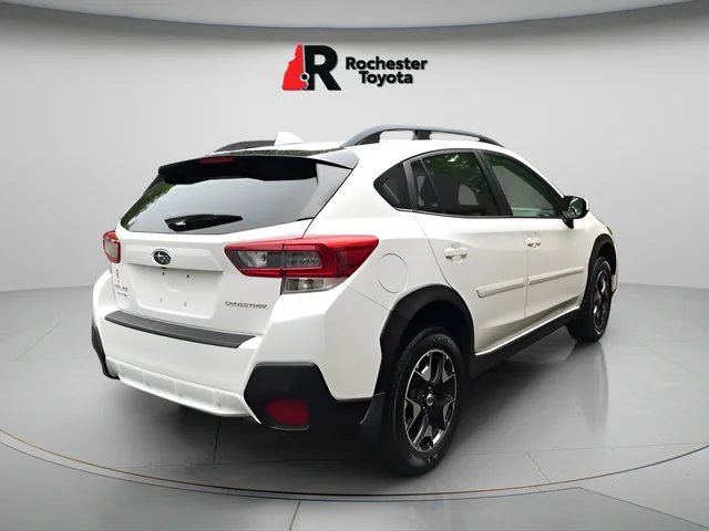 Used 2020 White Subaru Premium image 7