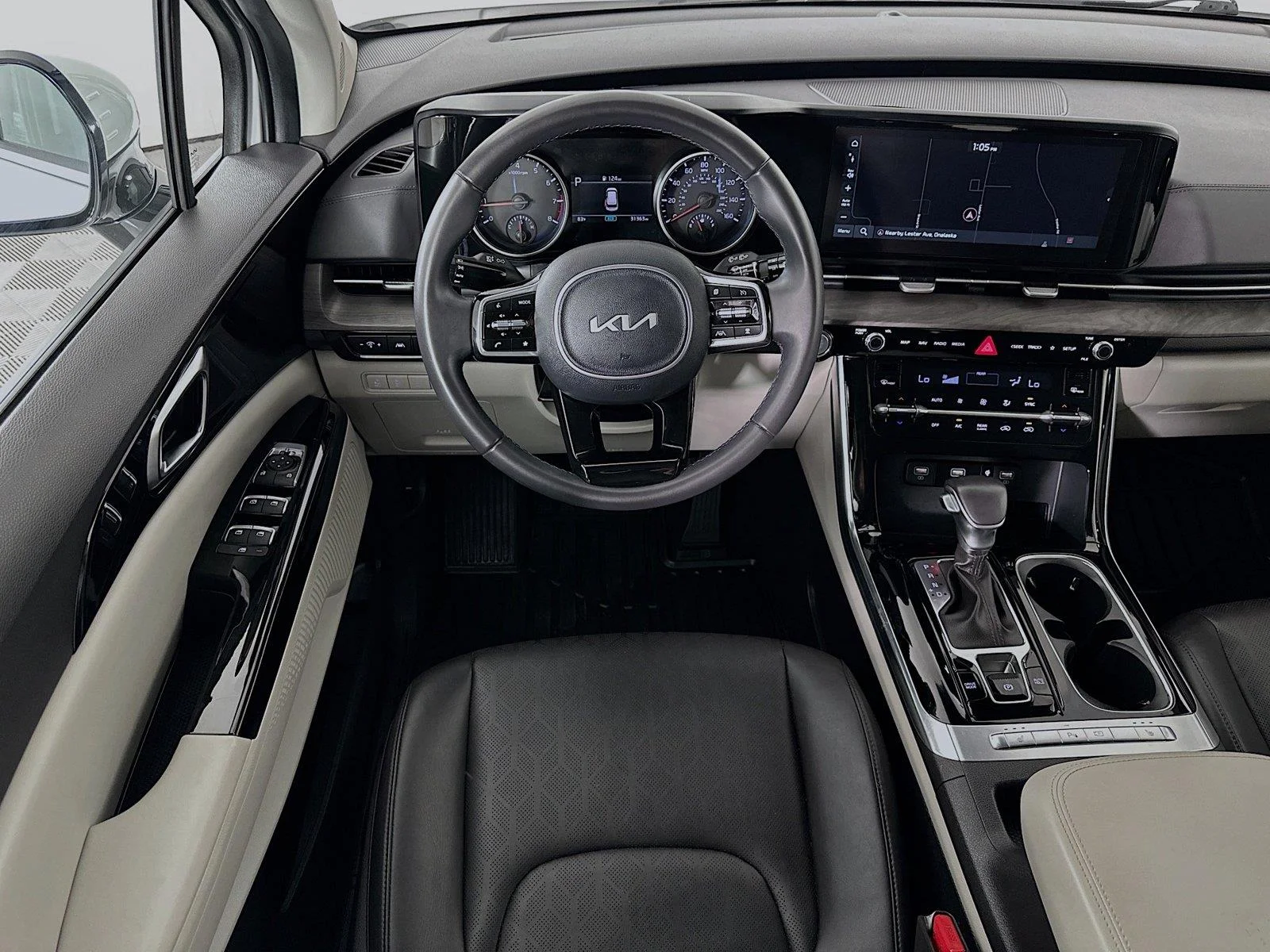 Used 2024 Kia Carnival EX with VIN KNDNC5H34R6395853 for sale in Winona, Minnesota