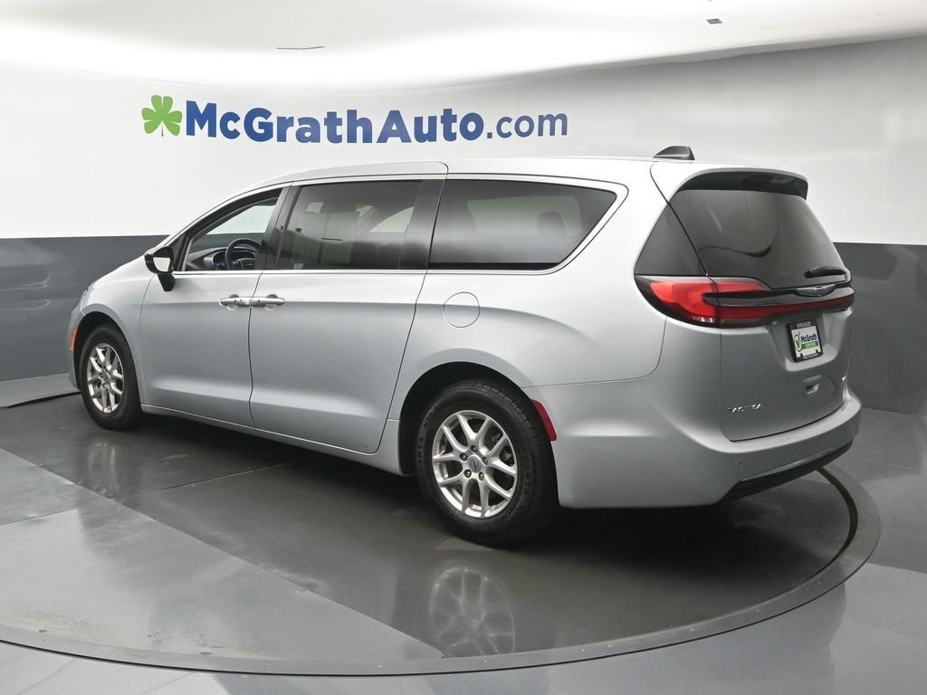 Used 2024 Silver Chrysler Touring L image 26