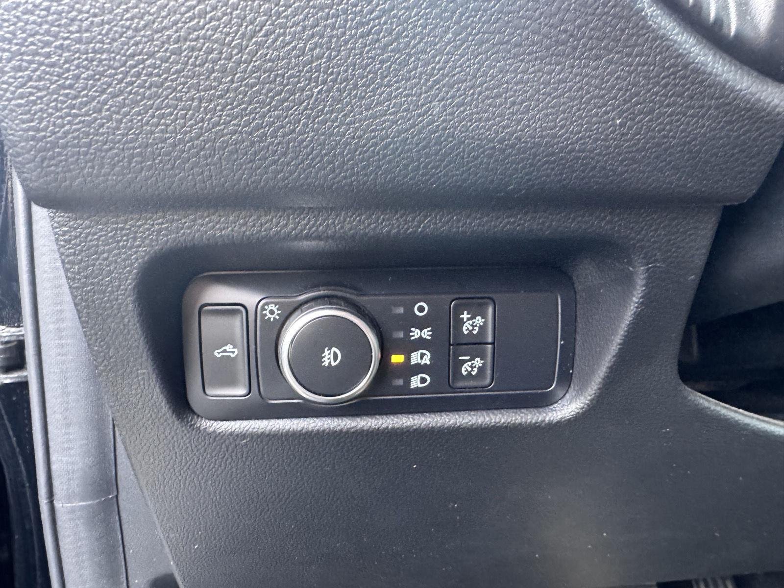 Used 2024 Shadow Black Ford XLT image 15