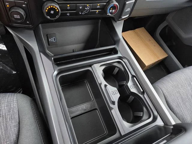 New 2026 Oxford White Ford F-350® XLT image 8