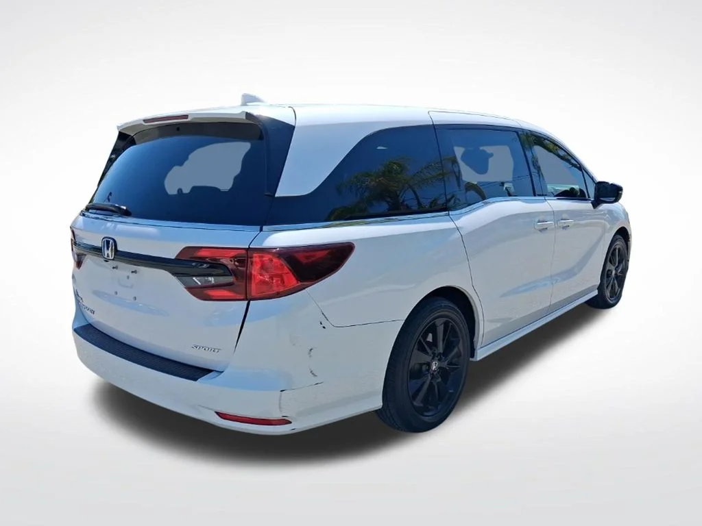 Used 2024  Honda Sport image 7