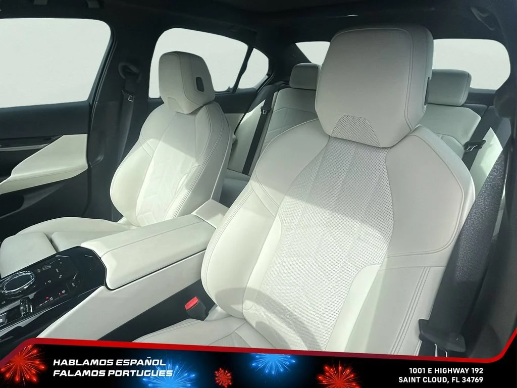 Used 2024 Blue BMW xDrive image 25