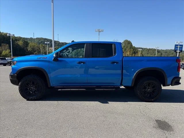Used 2025 Riptide Blue Metallic Chevrolet ZR2 image 2