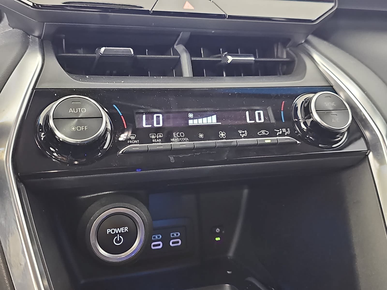 Used 2023 Silver Toyota LE image 22