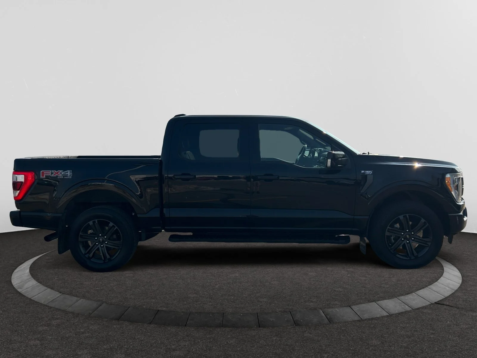 Used 2021 BLACK Ford LARIAT SuperCrew image 6