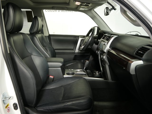 Used 2014 Blizzard Pearl Toyota Limited image 16