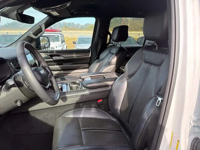 Used 2024 White Jeep Series II image 13